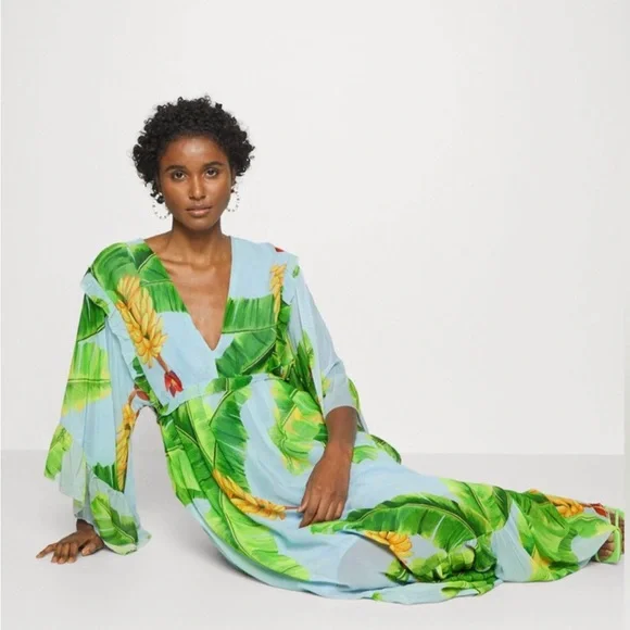 Farm Rio banana dress butterfly sleeves size medium - Picture 6 of 6